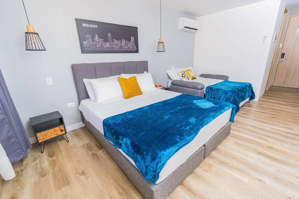 Apartment Poblado, Modern Studio, Coworking, A/c, Gym 1411 Medellin